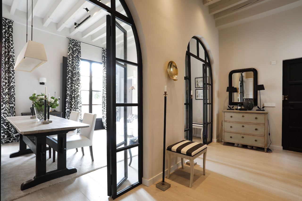 Elegant designer flat in La Lonja, Palma.