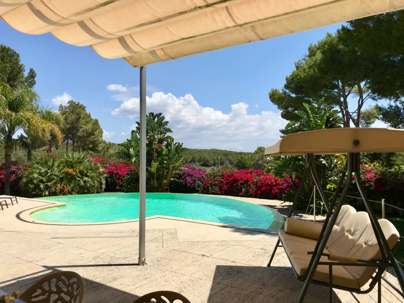 Prachtige villa aan de kust van Palma de Mallorca, met uitzicht op de zee, het zwembad en het landschap