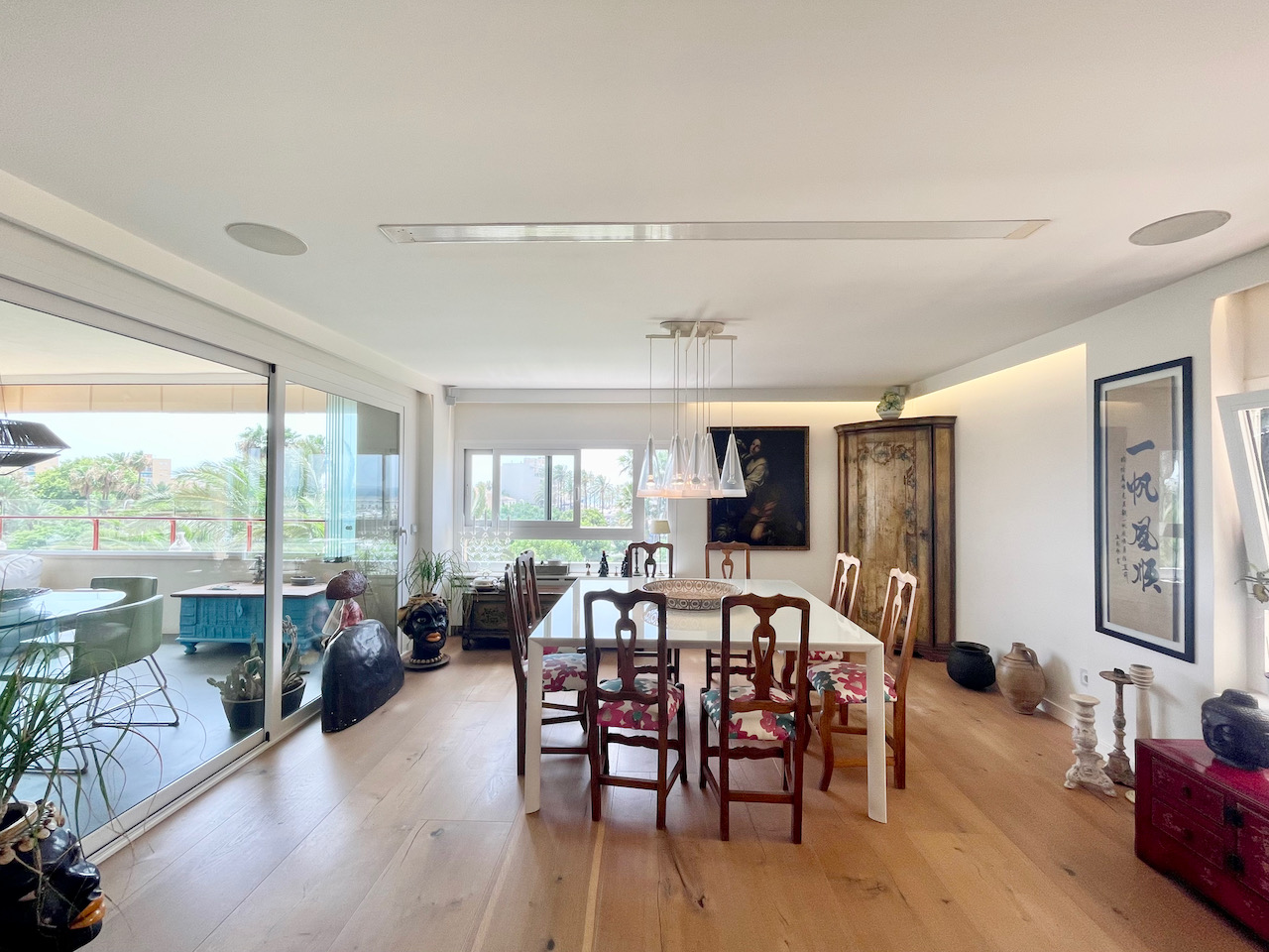 Flat with terrace and sea views in Portixol, Palma.