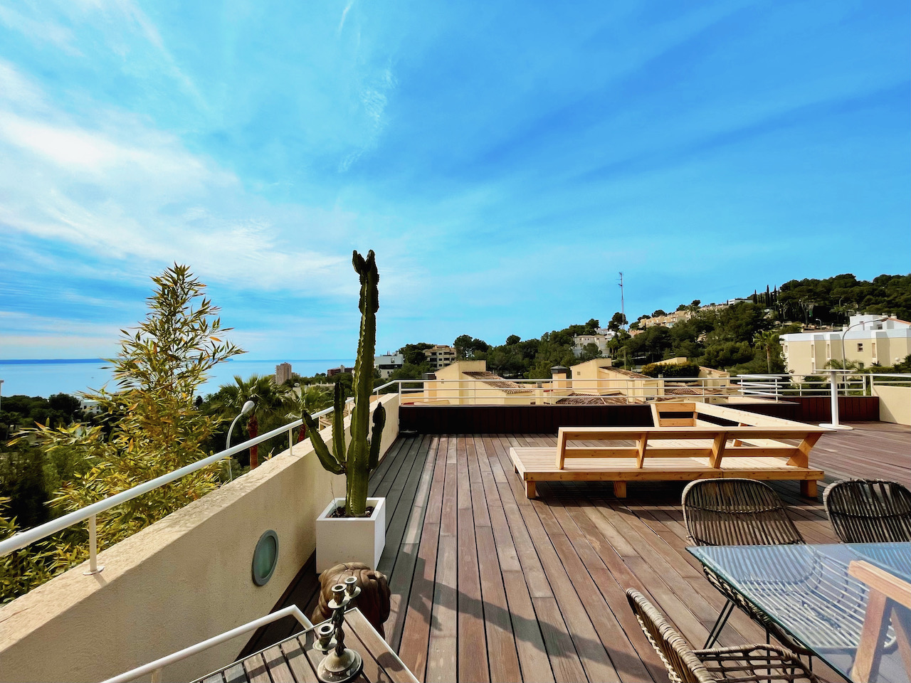 Flat with sea views and terrace in Cas Catala, Mallorca.